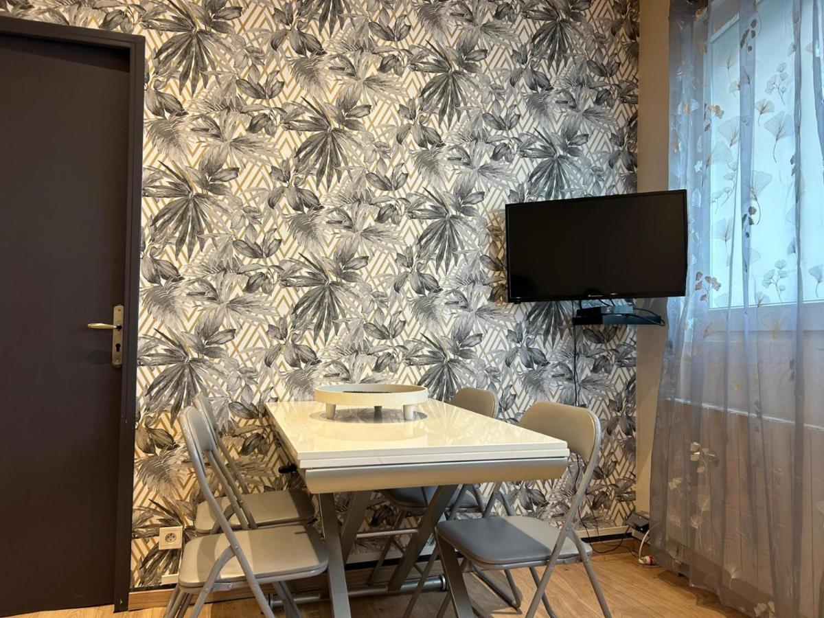 Appartement De Luxe En R/C Idealment Place En Hyper Centre Lourdes Buitenkant foto